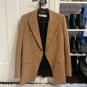 Zara camel blazer with gold buttons